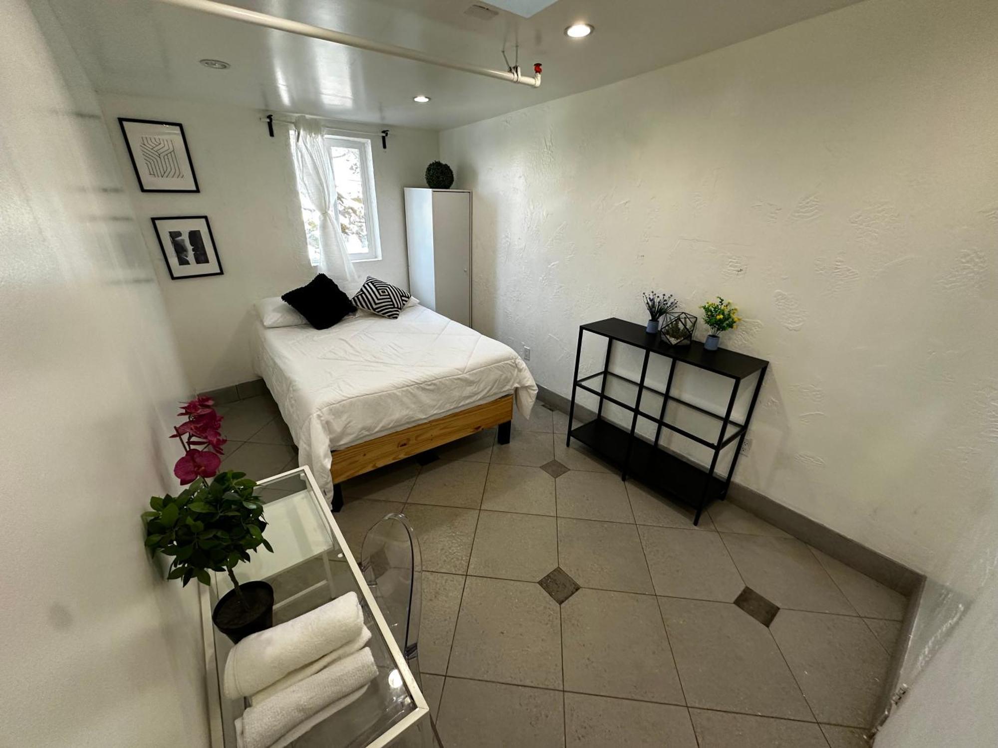 Culver City Hostel Los Angeles Exterior photo